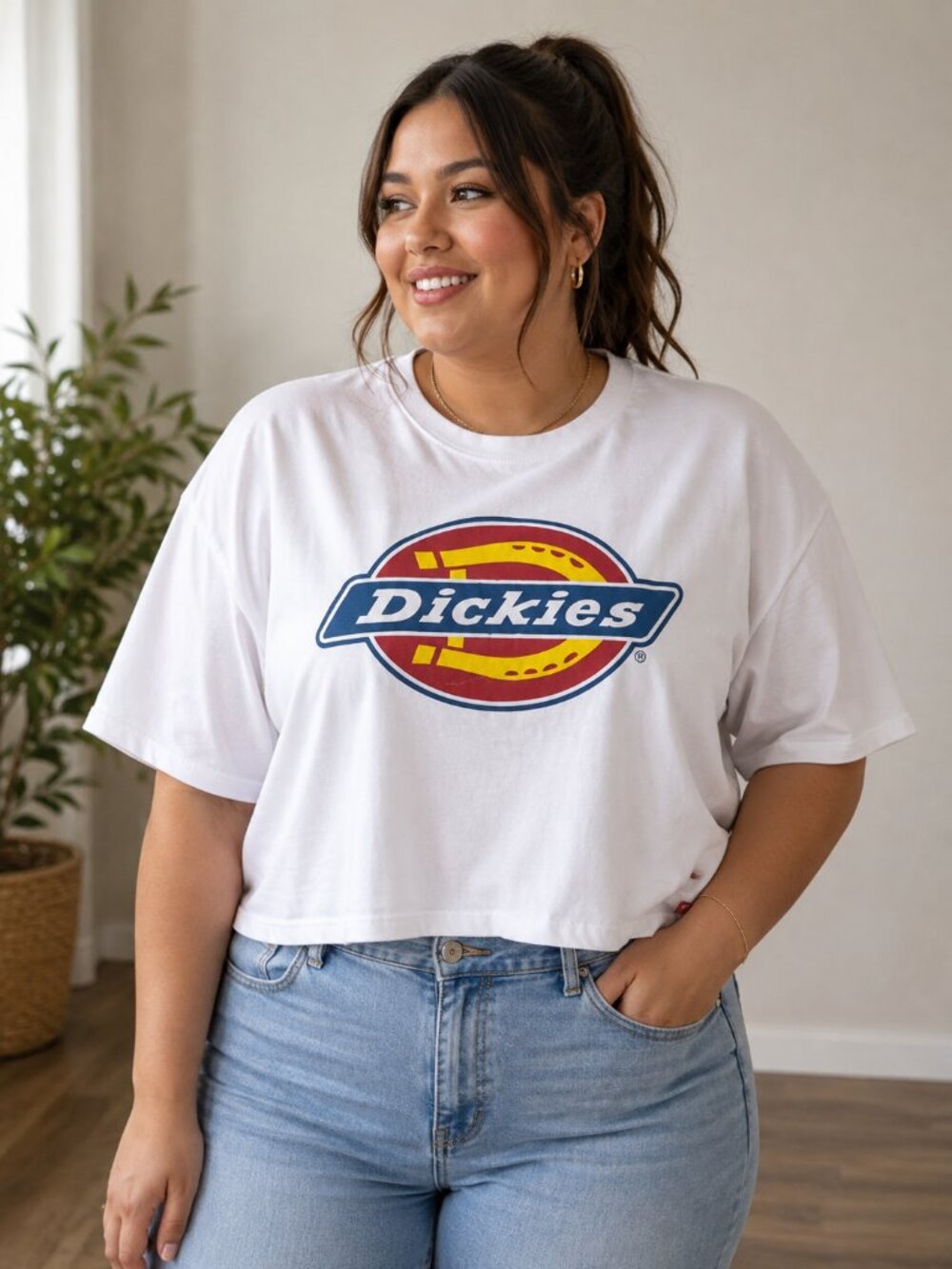 Dickies Oversized Cropped Logo Tee in White Size XL (see notes)
